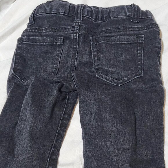 Cat & Jack Girls Black Denim Jeans – Size 4T – Classic Fit with Stretch - Picture 5 of 5